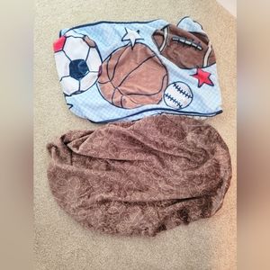 Sports themed infant changing pad covers x2